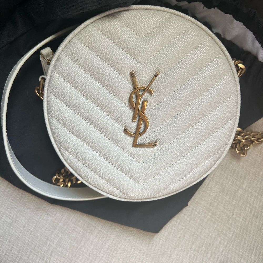 SAINT LAURENT “YSL” ROUND CAMERA BAG IN CHEVRON-QUILTED - Excellent condition